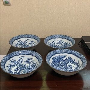 Vintage Japanese Floral Blue And White Dinner Bowls Set Of 4 - See Pics Sm Chip